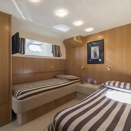 Yacht Ipsum *